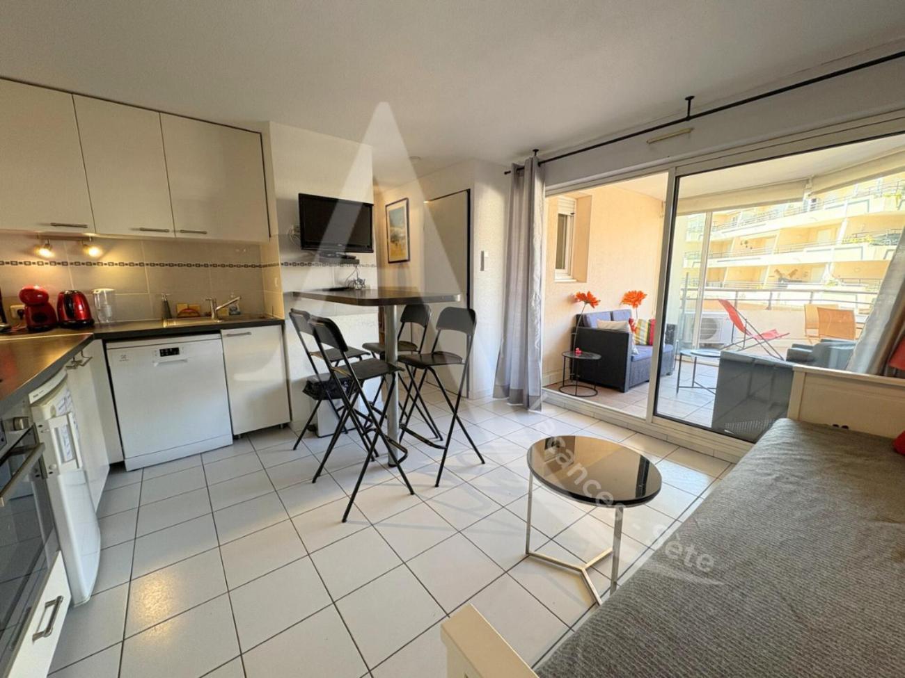 4 Pers, 1 Chambre, Plages Et Commerces A Pied Sète Zewnętrze zdjęcie